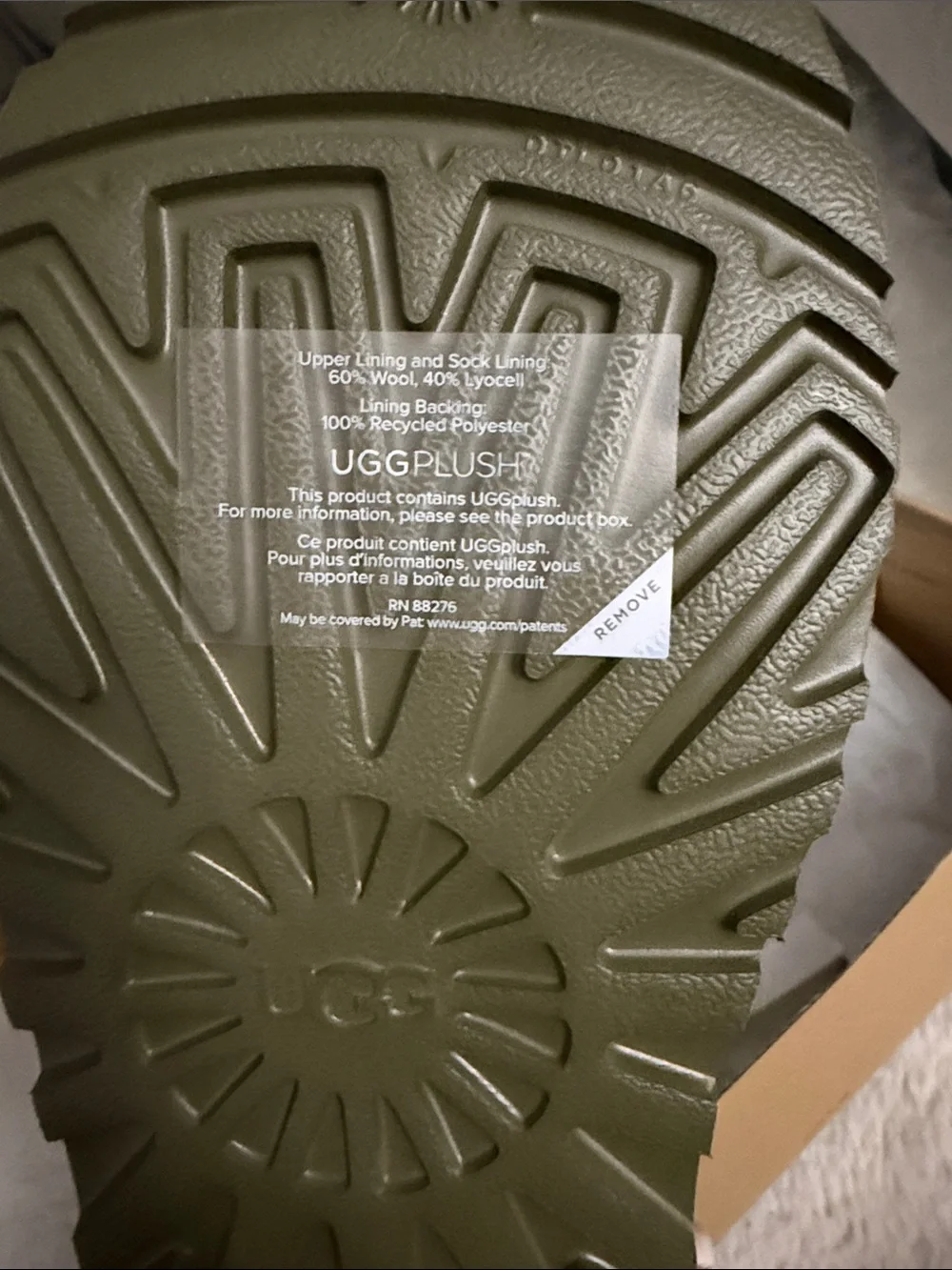UGG Men's Chukka Boot in Olive Suede
